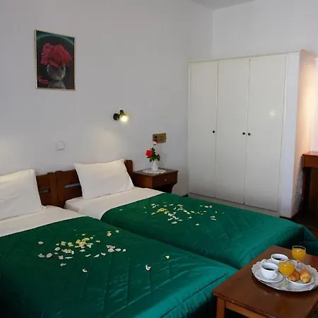 Afroditi 3* Panormos (Skopelos)