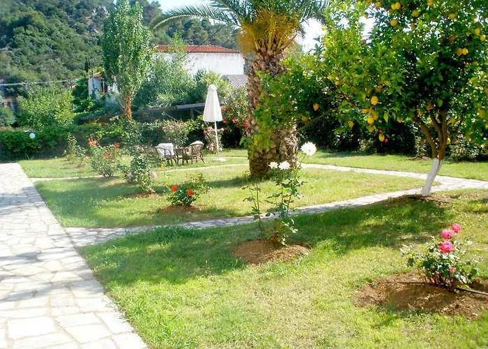 Afroditi 3* Skopelos Town