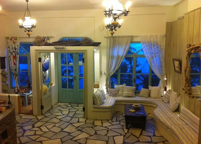 Afroditi 3* Skopelos Town